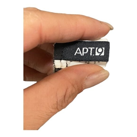 Apt 9 Faux Fur Trim Scarf - Picture 4 of 4